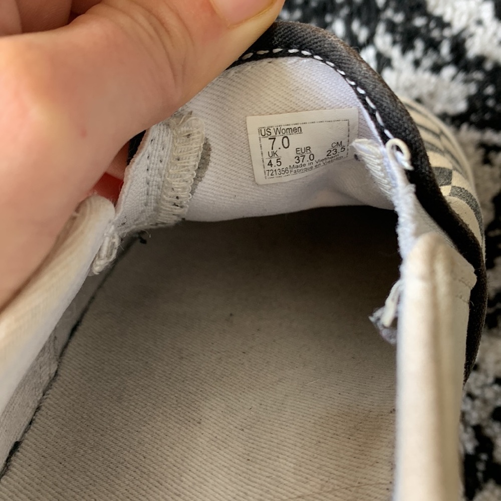 Checkered Vans - Picture 4 of 4